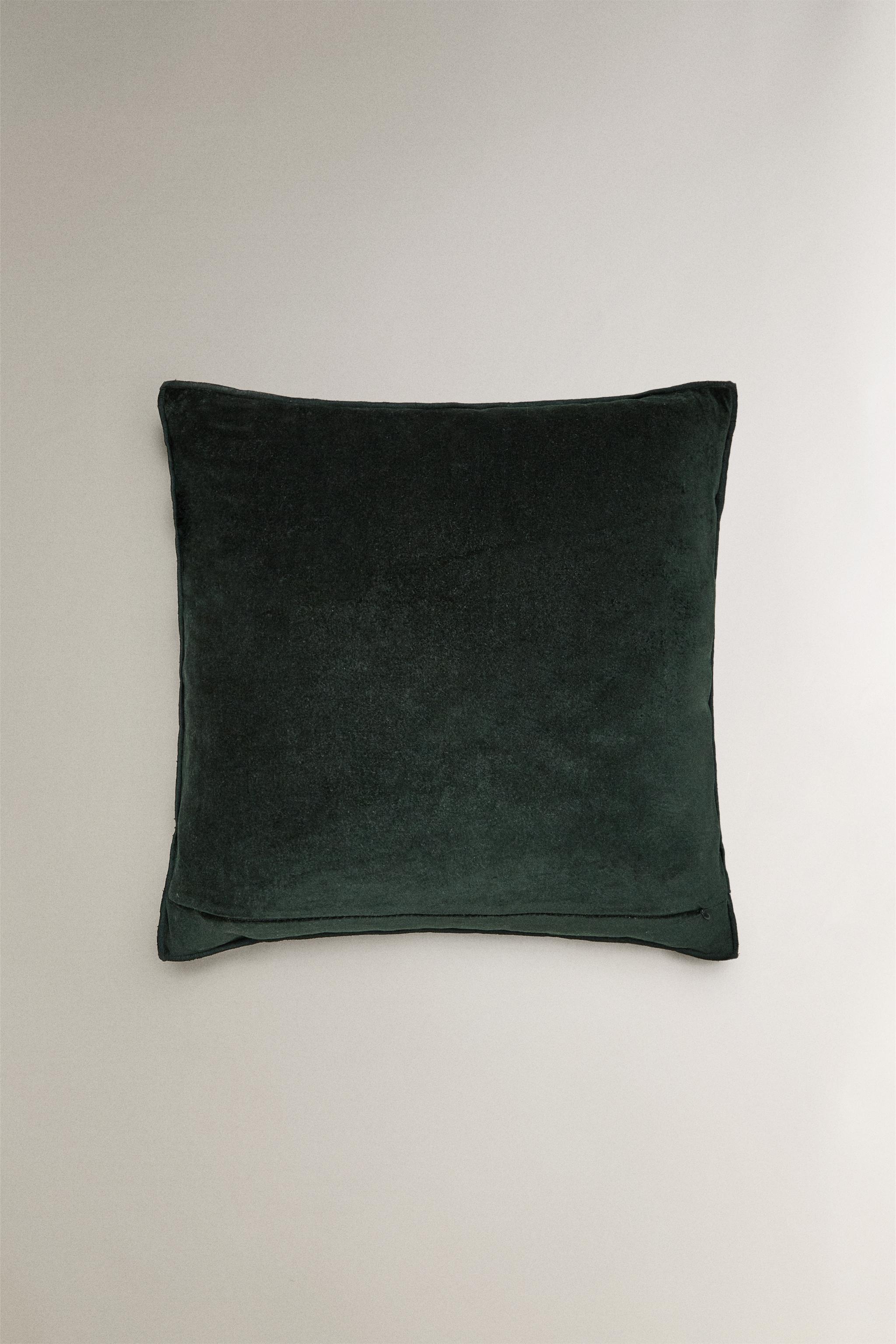 VELVET JACQUARD CHRISTMAS THROW PILLOW COVER